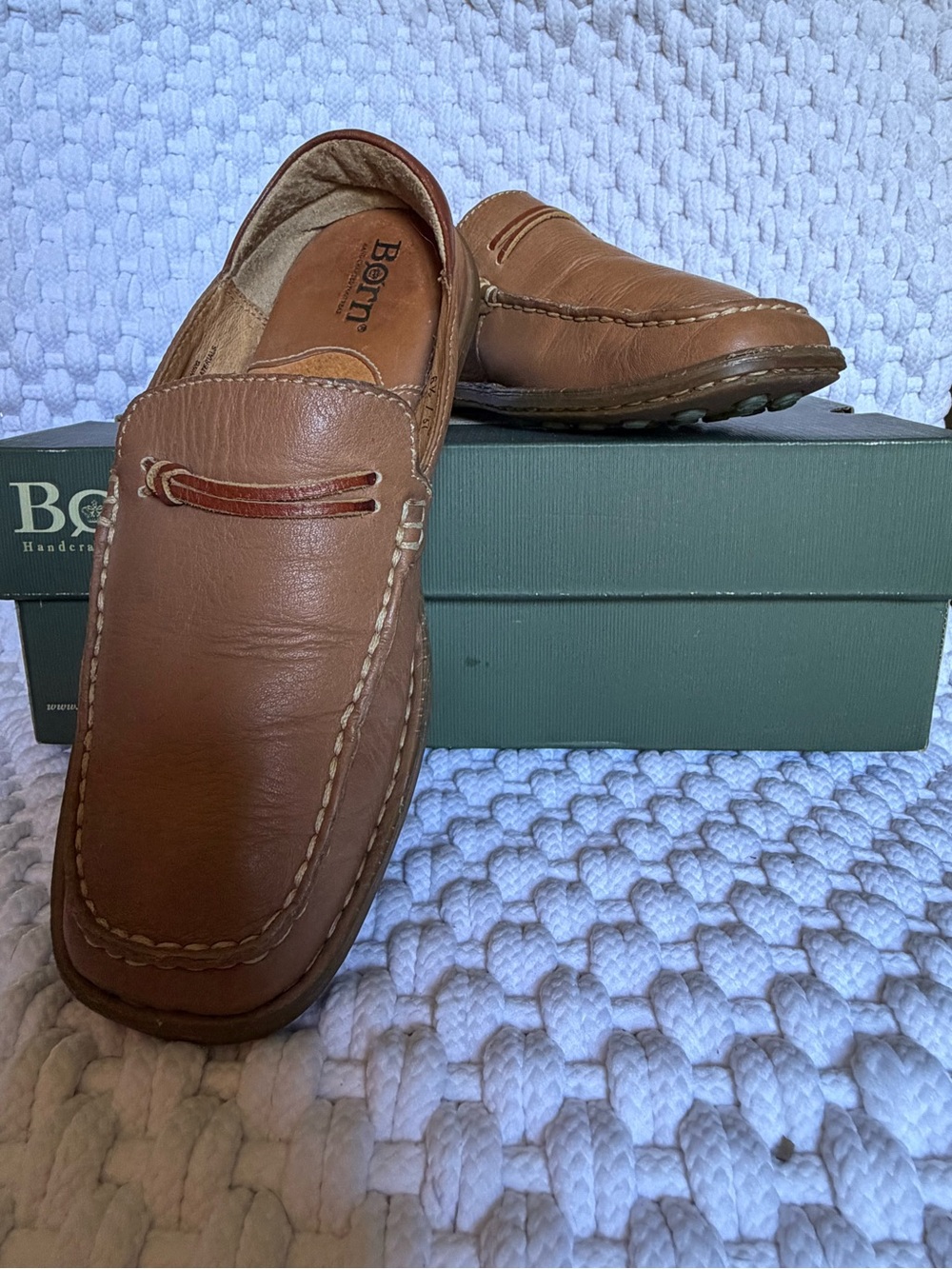 Born Women’s Tan Leather Slip-On Driving Loafers 6.5 M